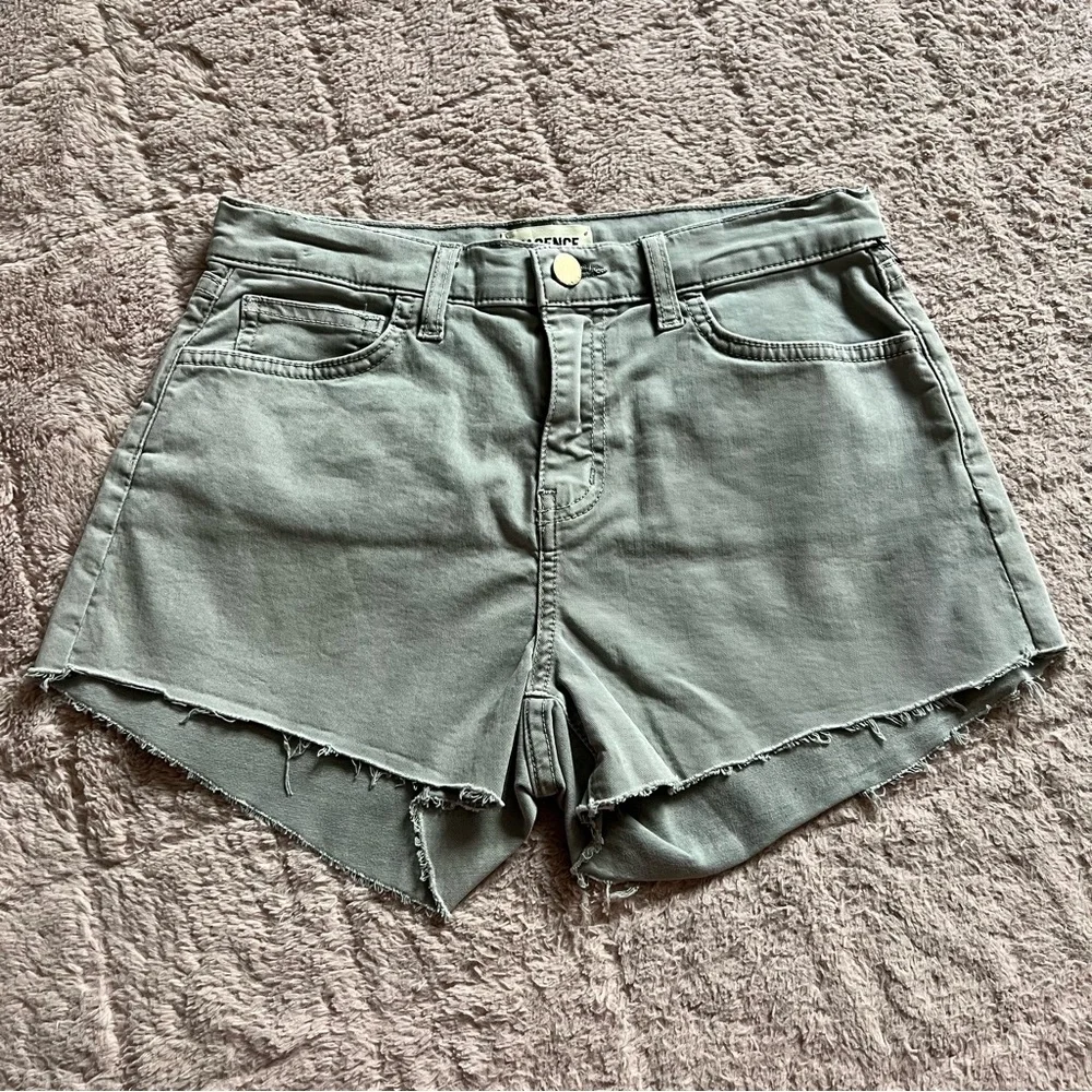 NWOT L'AGENCE High Waist Cotton Blend Denim Shorts Preppy Minimalist Size 25